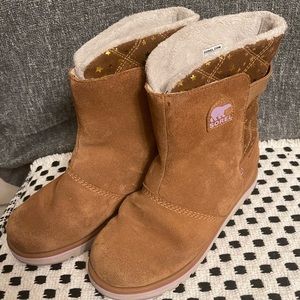 Sorel winter boots for girls